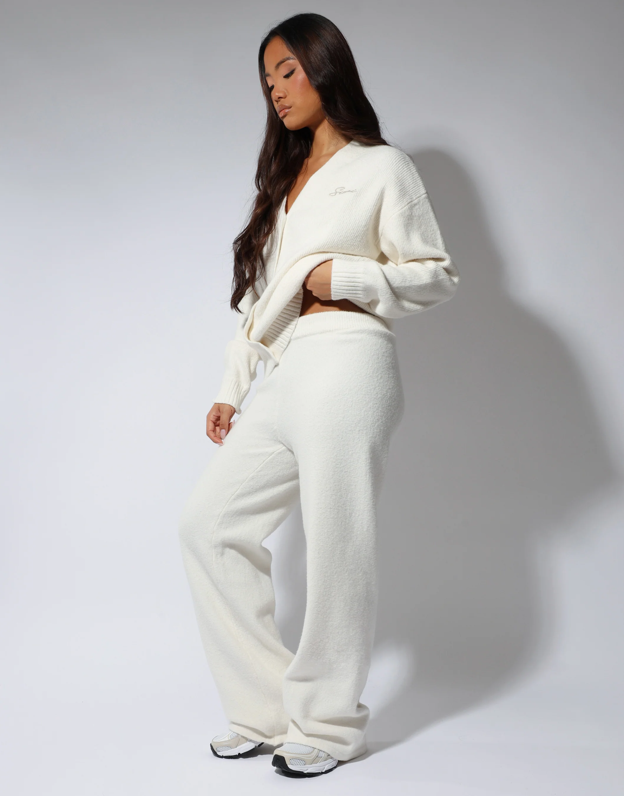 Alma simmi studios soft touch cardigan in soft cream - Image 4