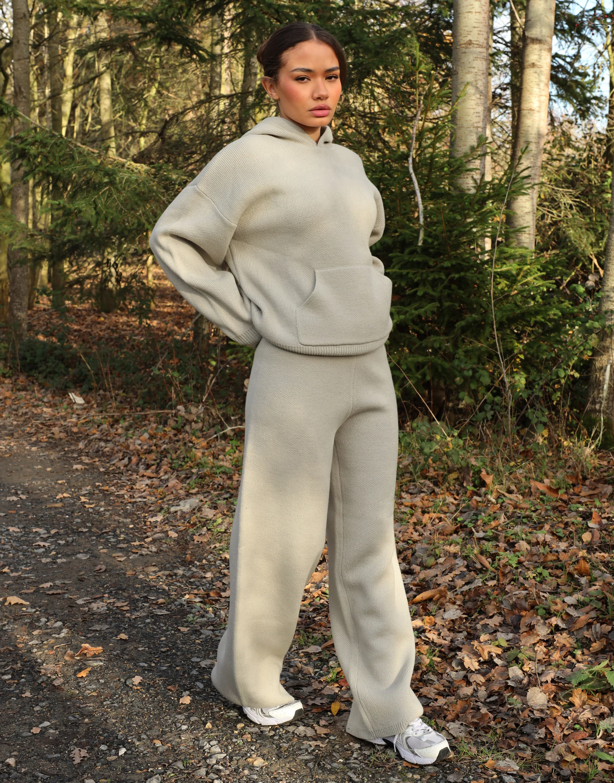 Elsie Simmi Studios Heavy Knit Hoodie In Light Grey - Image 4