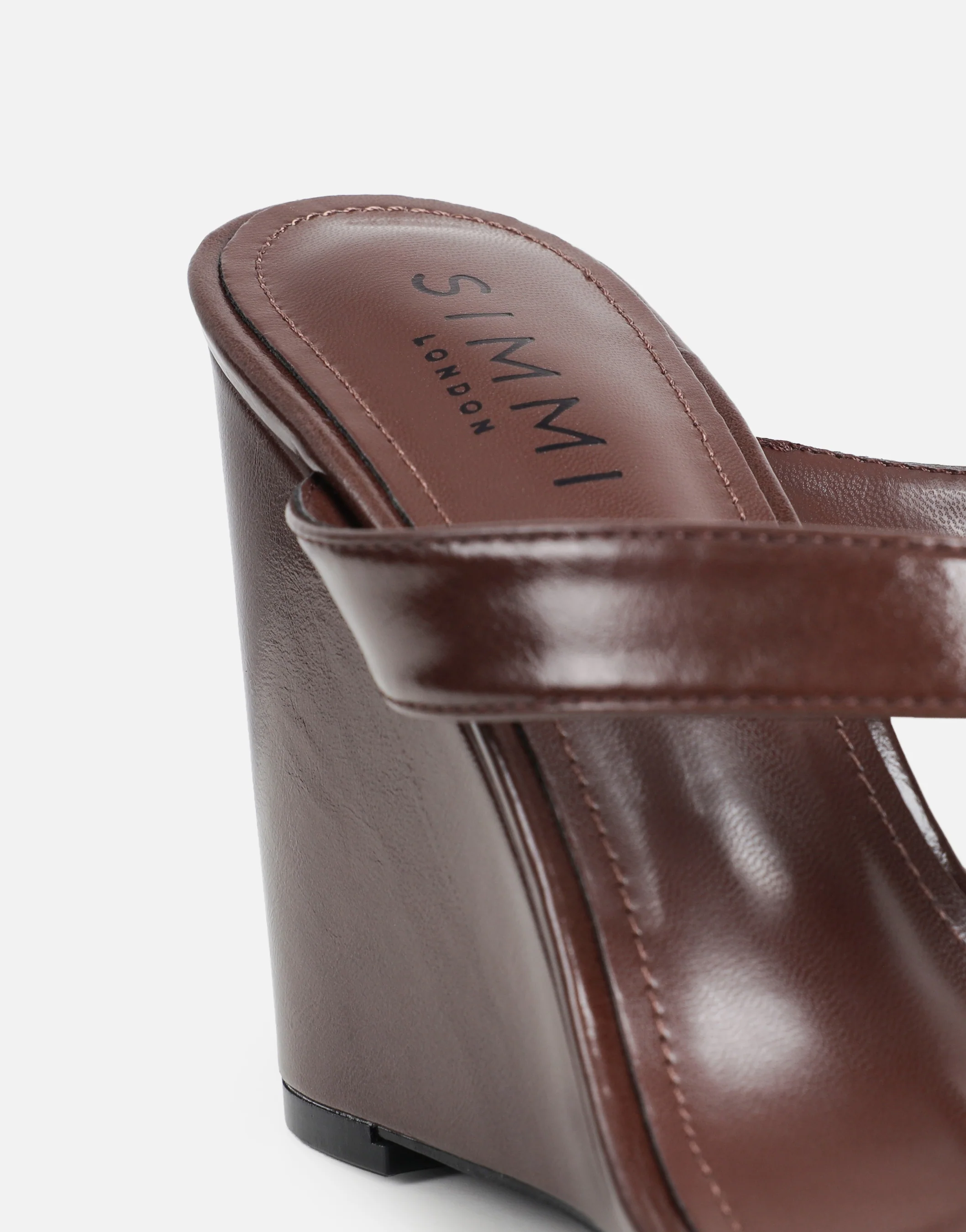 Jodie Brown Toe Thong Wedge Sandals - Image 3