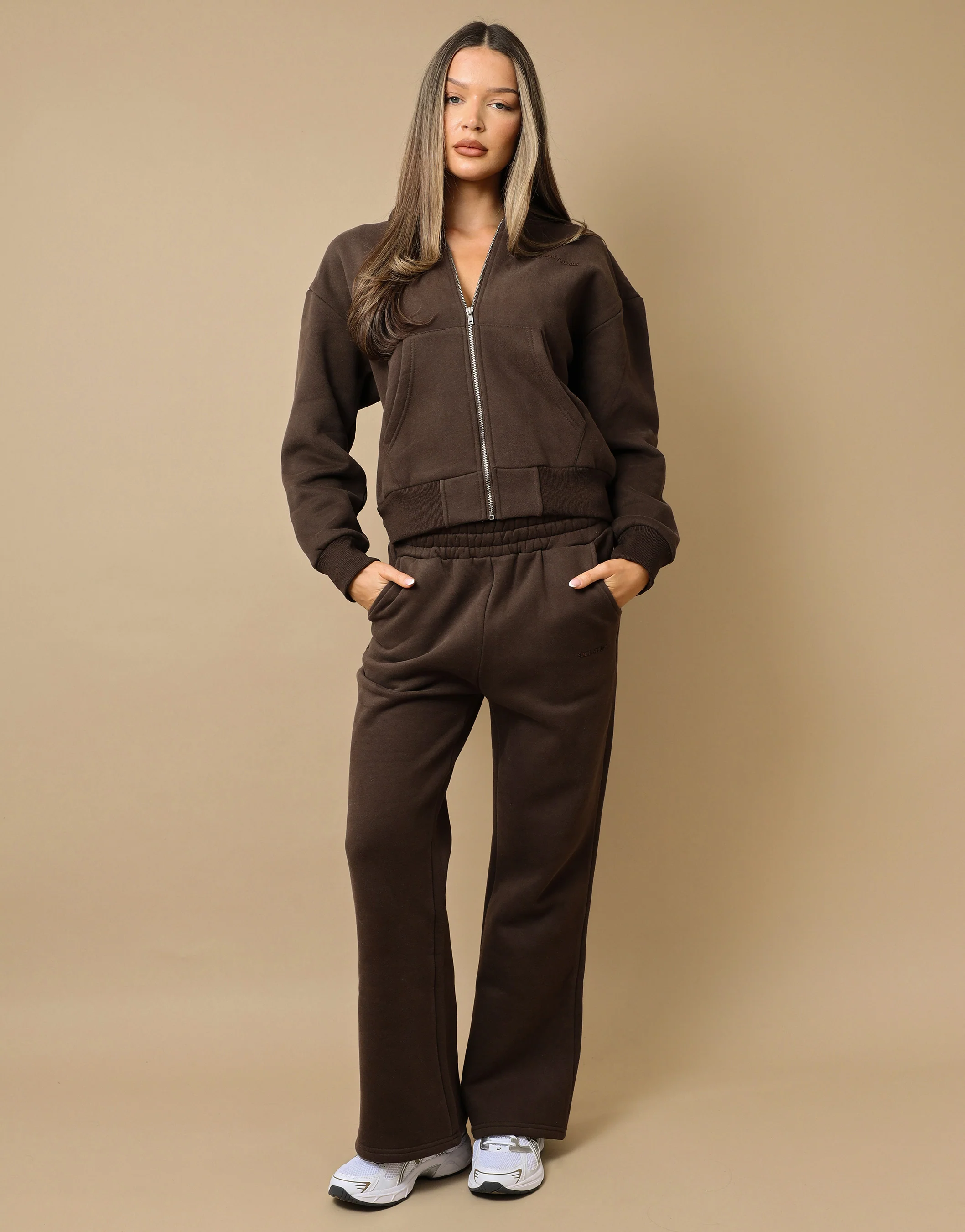 Maddie Simmi Studios Essentials Flared Joggers in Brown - Image 5