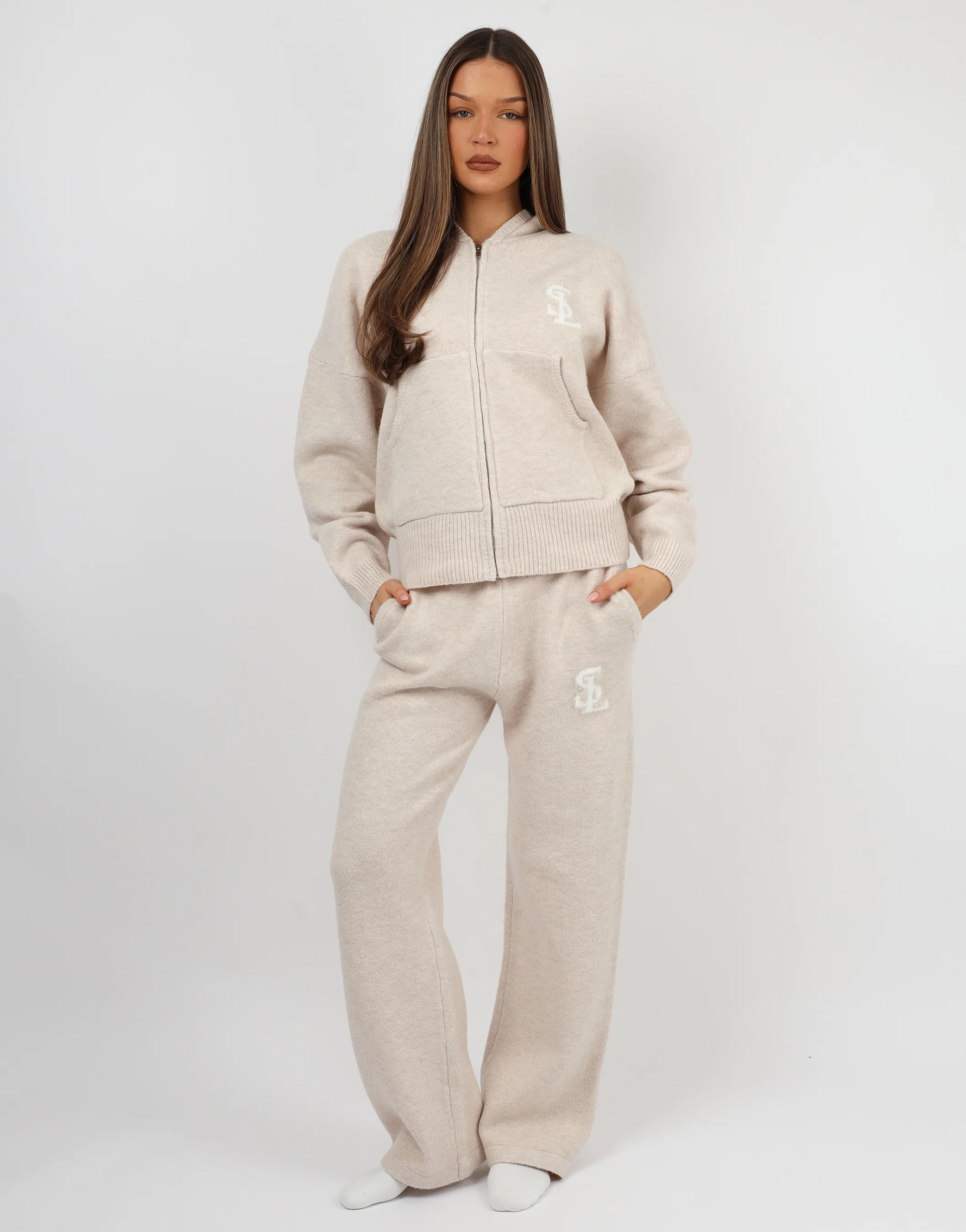 Romy Simmi Studios Chunky Knit Hoodie In Cream - Image 4